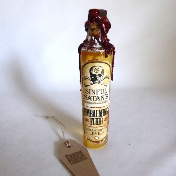 NEW APOTHECARY EMBALMING FLUID BOTTLE GOTHIC ODDITY HALLOWEEN PROP HARRY POTTER - Picture 1 of 10